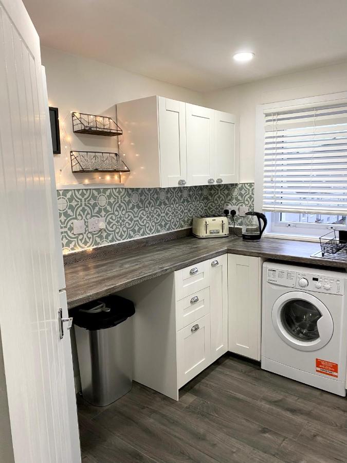 Entire Modern Apartment In Oban With Balcony 외부 사진