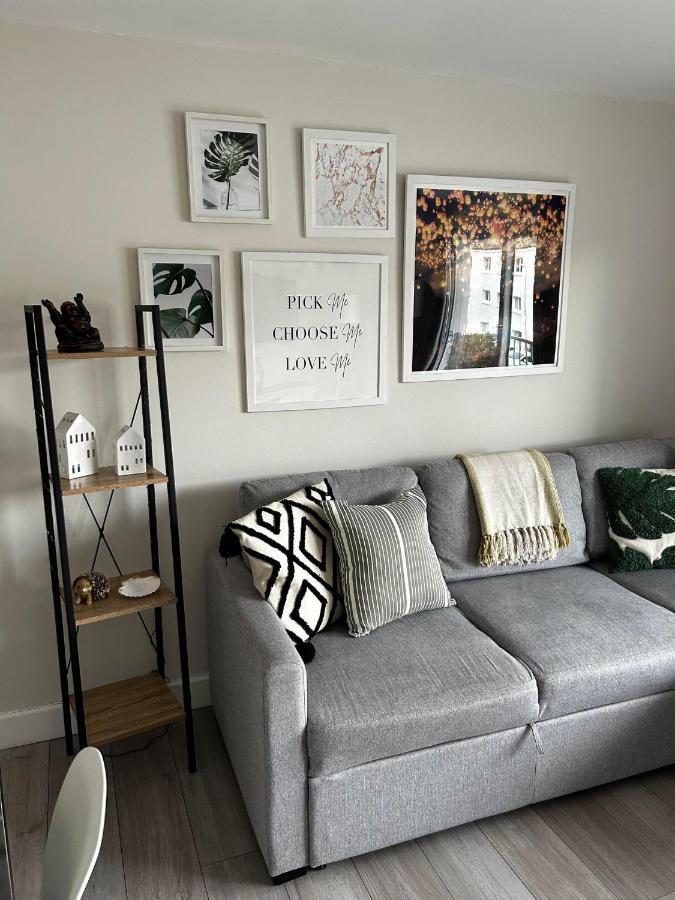 Entire Modern Apartment In Oban With Balcony 외부 사진