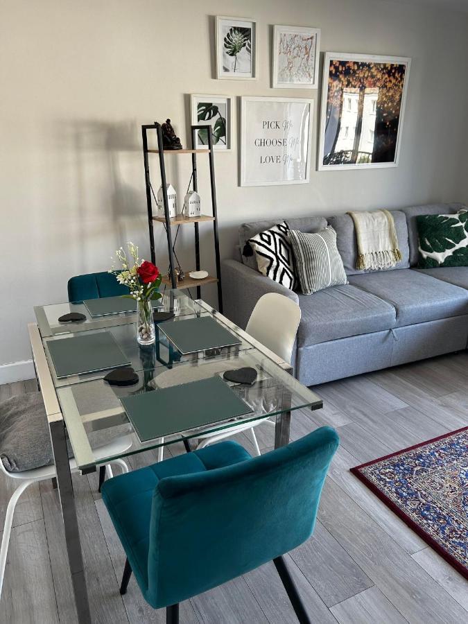 Entire Modern Apartment In Oban With Balcony 외부 사진