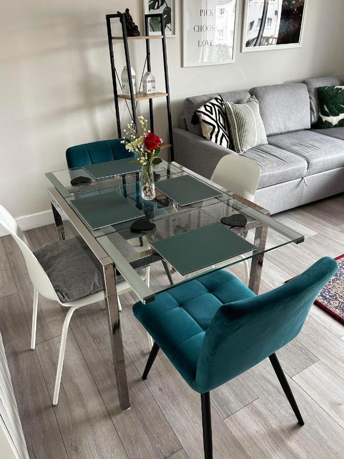 Entire Modern Apartment In Oban With Balcony 외부 사진